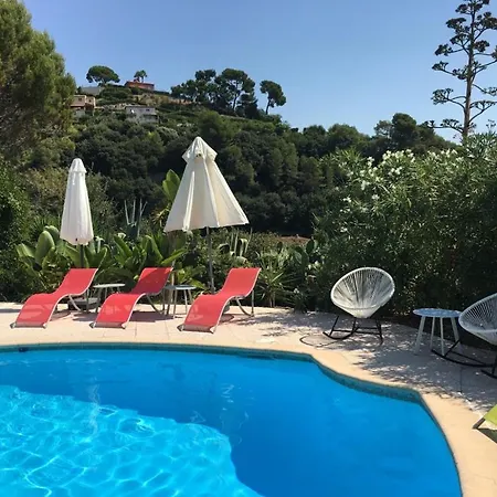 Les Yuccas - Pool - Sea View * 케인즈수르메르