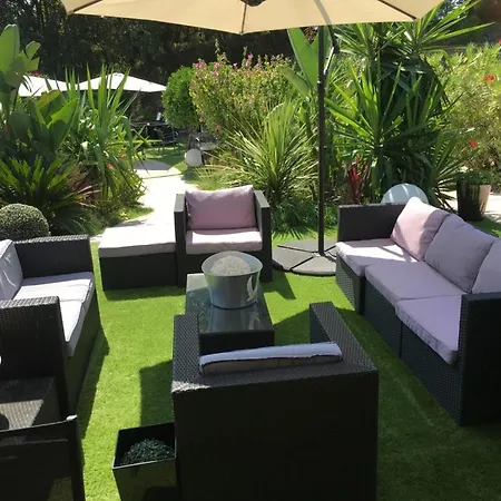 Les Yuccas - Pool - Sea View 빌라