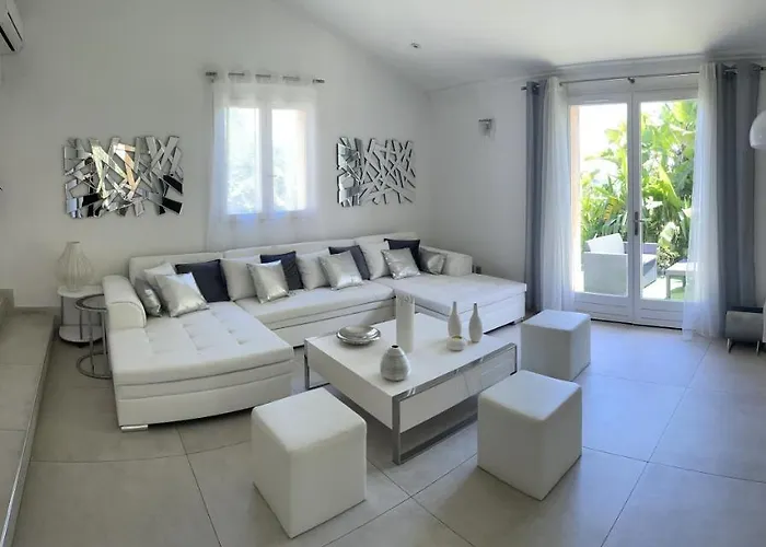 וילה Les Yuccas - Pool - Sea View *