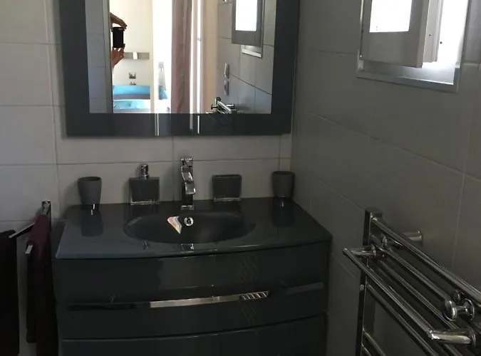 Les Yuccas - Pool - Sea View וילה